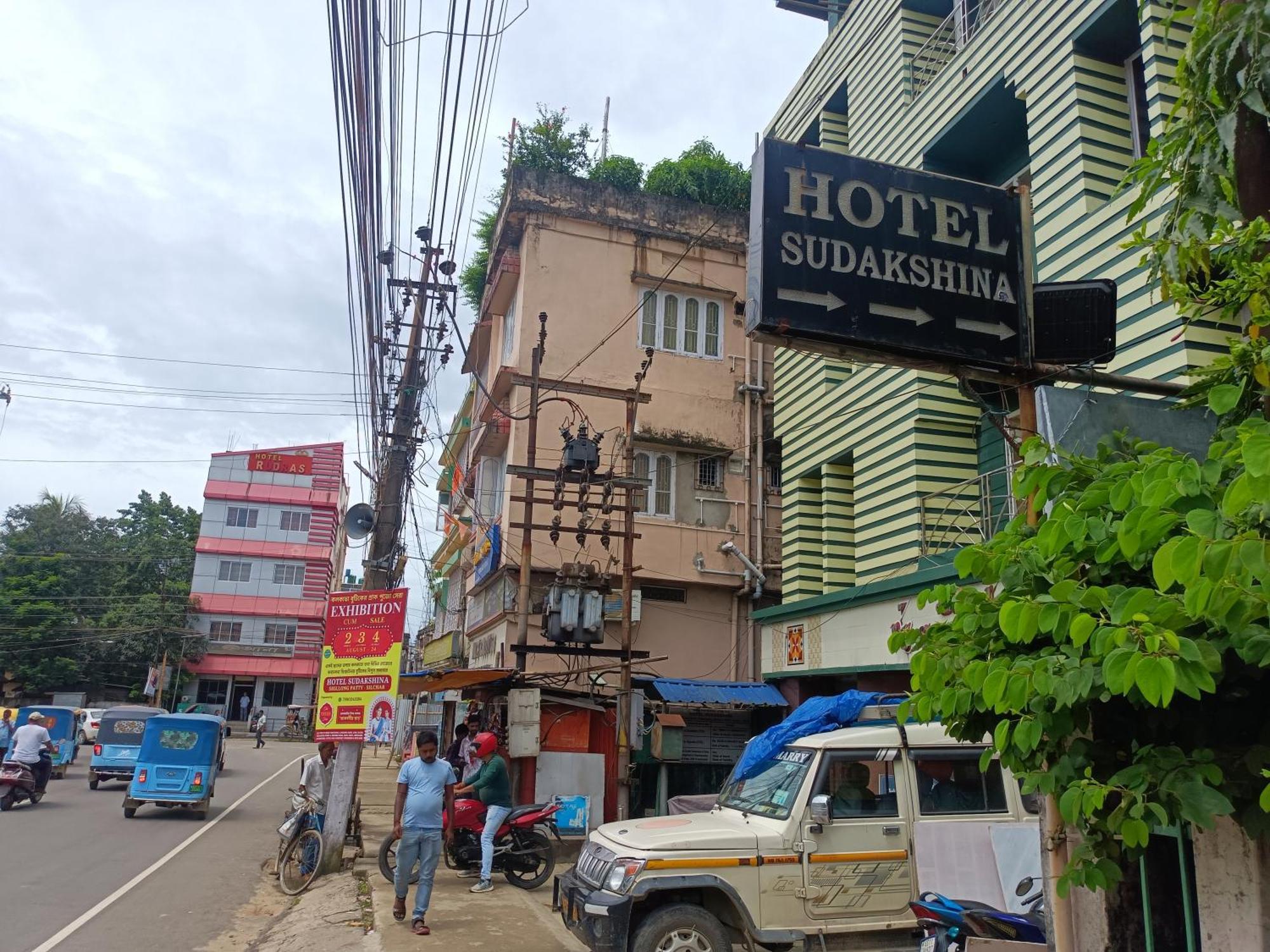 סילצ'אר Hotel Sudakshina By Roh מראה חיצוני תמונה