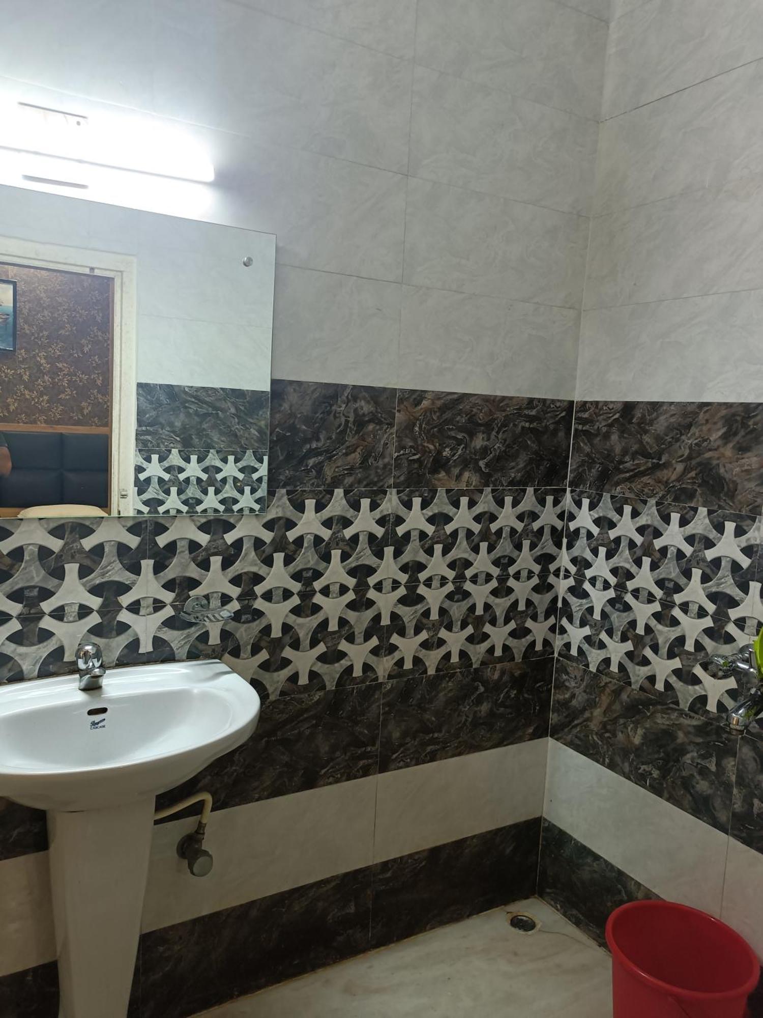 סילצ'אר Hotel Sudakshina By Roh מראה חיצוני תמונה